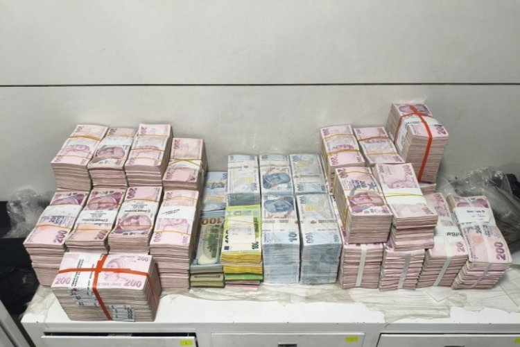 9 ilde yasa dışı bahis operasyonu: 4'&uuml; hakem 40 g&ouml;zaltı
