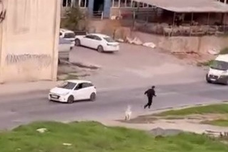 İstanbul'da g&uuml;ld&uuml;ren g&ouml;r&uuml;nt&uuml;ler! Kovalamaca saniye saniye kamerada...