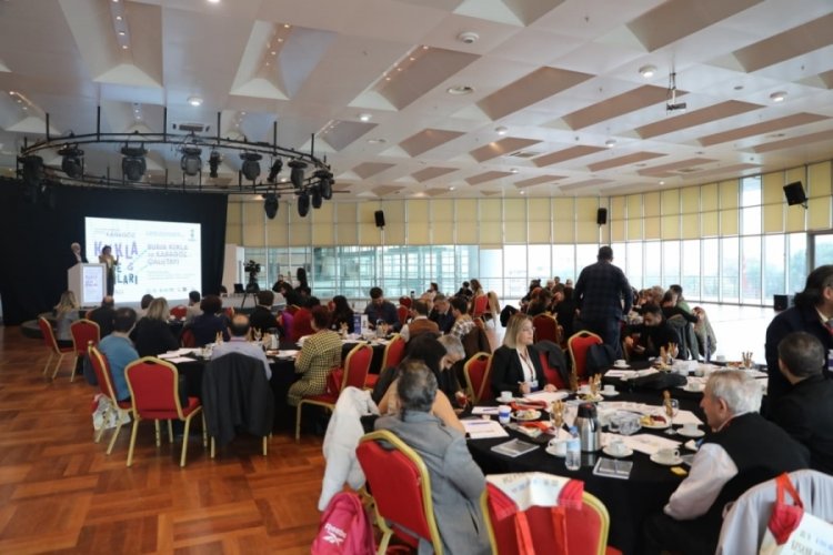 Karag&ouml;z'&uuml;n mirası Bursa'da yaşatılıyor!