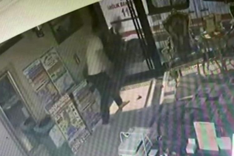 B&ouml;cek ailesinin &ouml;l&uuml;m&uuml;nde kilitli kapı skandalı! Babanın m&uuml;cadelesi y&uuml;rek yaktı...