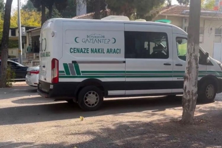 Trakt&ouml;r kazasında hayatını kaybeden &ccedil;ift&ccedil;inin cenazesi ailesine teslim edildi