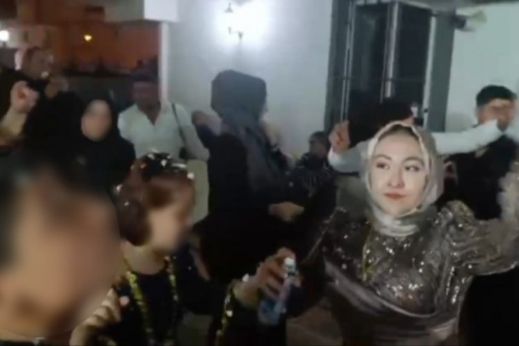 D&uuml;ğ&uuml;nde dans ederken can verdi!