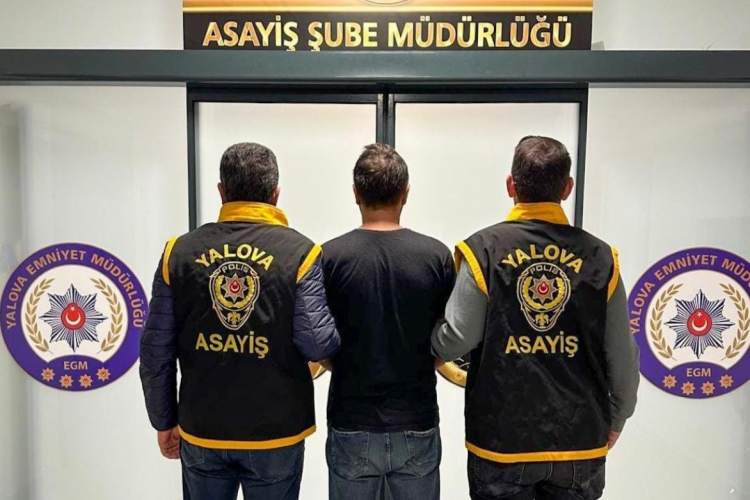 18 yıl 10 ay cezası vardı! Emniyetten ka&ccedil;amadı...
