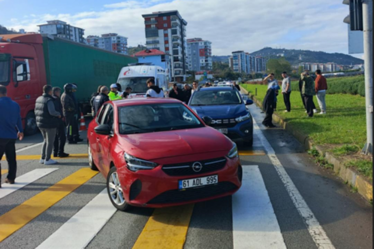 Emekli &ouml;ğretmeni trafik kavgasında katletmişti! Kendini bu s&ouml;zlerle savundu...