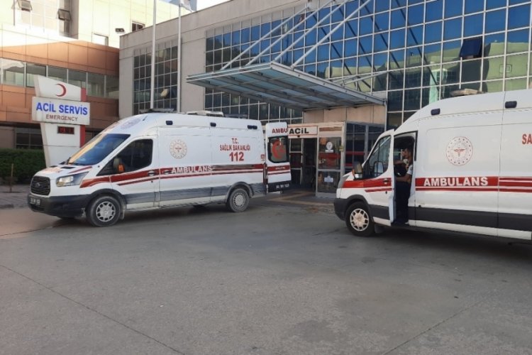 Tokat'ta 5 lise &ouml;ğrencisi tavuk d&uuml;r&uuml;m yedikten sonra hastanelik oldu