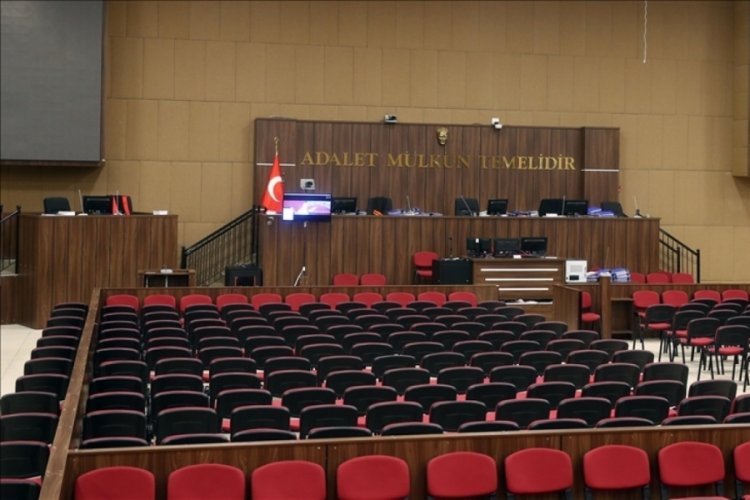 İstanbul'da d&ouml;ner zincirine y&ouml;nelik FET&Ouml; davası başladı: 35 sanığa tahliye