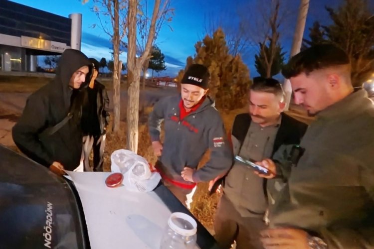Ka&ccedil;ak&ccedil;ılar su&ccedil;&uuml;st&uuml; yakalandı! Litresi 10 milyon dolar...
