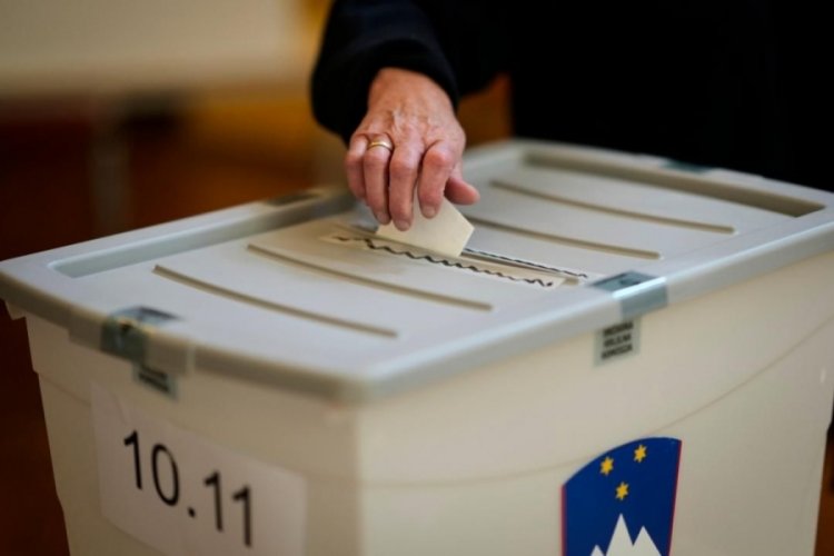 Slovenya'da referandum: 'Destekli &Ouml;l&uuml;m' yasasına halk freni