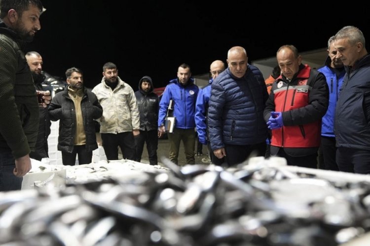 Ankara'da sıkı denetim: 4 ton &uuml;r&uuml;ne el konuldu