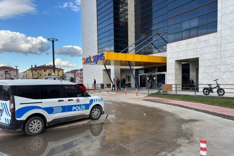 Kocaeli'de polise bı&ccedil;akla direnen ş&uuml;pheli silahla vurularak yakalandı