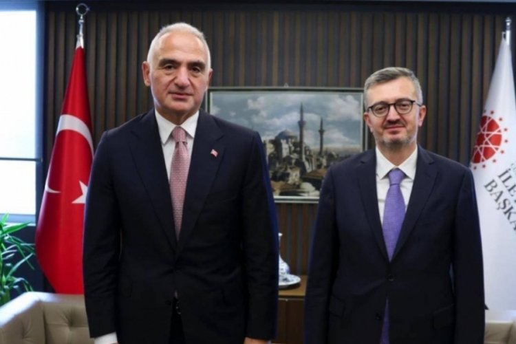 K&uuml;lt&uuml;r ve Turizm Bakanı Ersoy'dan İletişim Başkanı Duran'a ziyaret