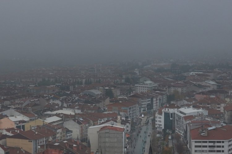 Bolu'da sis etkili oluyor: Sis tabakası b&ouml;yle g&ouml;r&uuml;nt&uuml;lendi