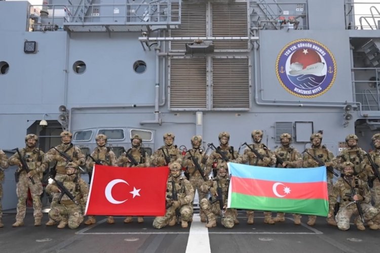 Doğu Akdeniz-2025 Davet Tatbikatı deniz safhası ikinci g&uuml;n&uuml;nde devam etti