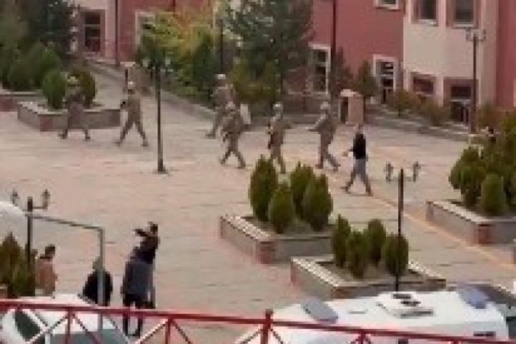 &Uuml;niversiteden silahlı rehin alma ile olayı ile ilgili a&ccedil;ıklama yapıldı