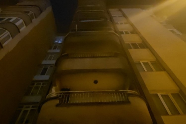 Apartman yangınında 1 kişi can verdi