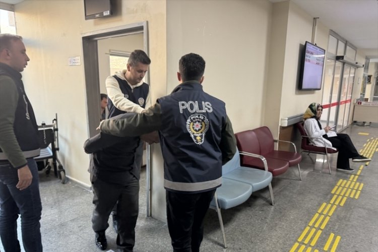 Eşini bı&ccedil;akla yaralayan ş&uuml;pheli tutuklandı!