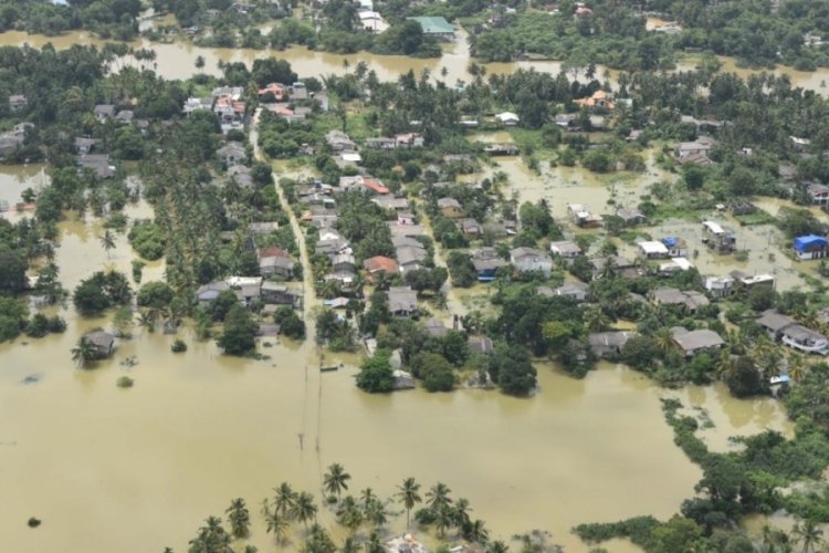 Sri Lanka'da şiddetli yağışların neden olduğu afetlerde 47 kişi &ouml;ld&uuml;