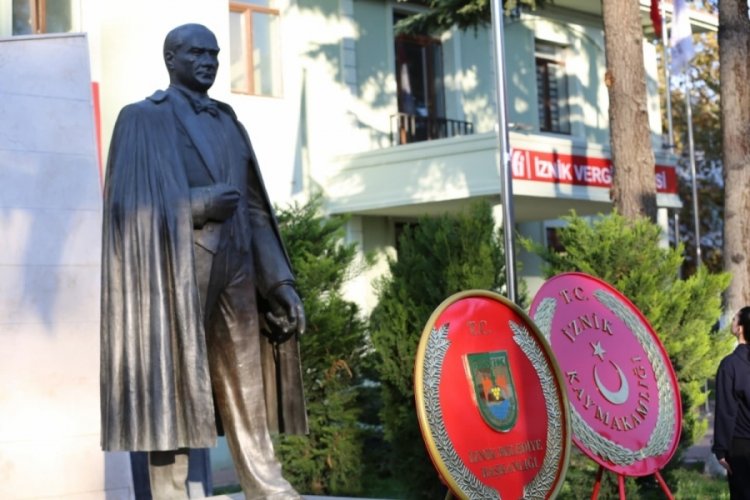 İznik'in d&uuml;şman işgalinden kurtuluşunun 105.yılı resmi t&ouml;renle kutlandı!