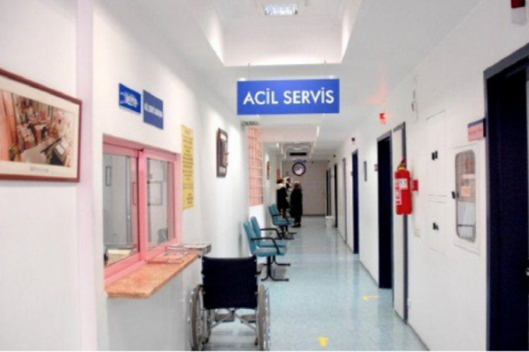 Tavuklu pilav yiyen 8 kişi hastanelik oldu