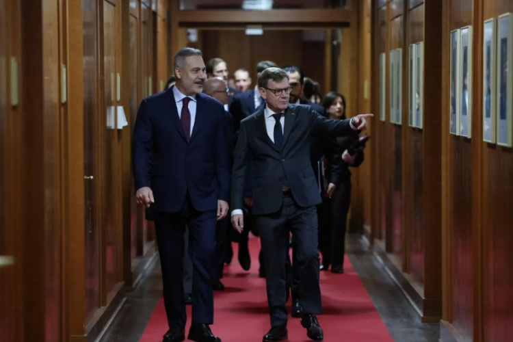 Bakan Hakan Fidan Alman mevkidaşı ile bir arada: T&uuml;rkiye'nin AB s&uuml;reciyle ilgili dikkat &ccedil;eken a&ccedil;ıklamalar