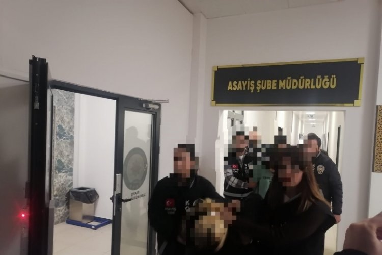 &Ccedil;amaşırhanedeki cinayetle ilgili 4 ş&uuml;pheli tutuklandı