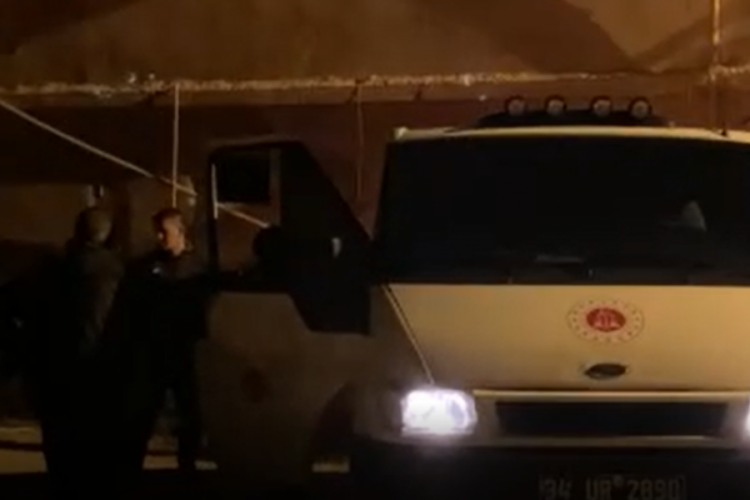 Elektrik sobasından &ccedil;ıkan yangın 85 yaşındaki adamın sonu oldu...
