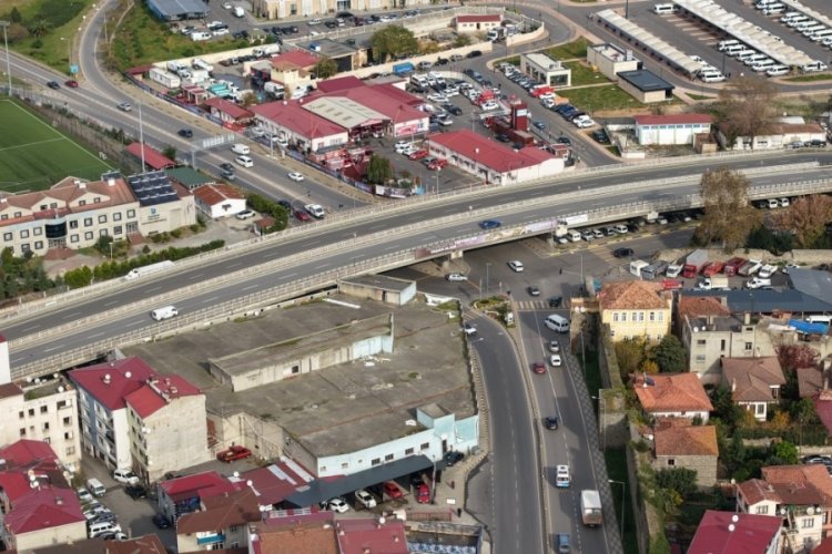 Yıllarca yıkılması &ccedil;ok tartışıldı şimdi bakanlık raporu bekleniyor
