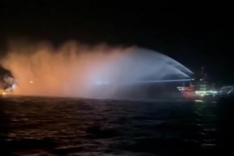 Karadeniz'deki gemide ikinci patlama: Bakanlıktan a&ccedil;ıklama geldi
