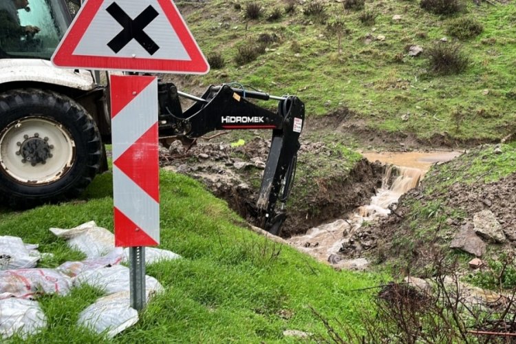 Metrekareye 105.3 kilogram d&uuml;şen yağış hayatı fel&ccedil; etti
