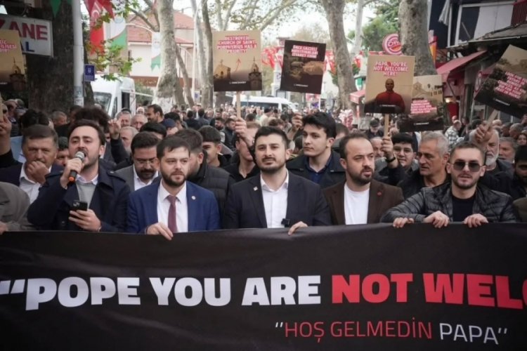 Saadet Partisi'nden Papa'nın İznik ziyaretine sert protesto: "Egemenliğimize y&ouml;nelik tehdit"