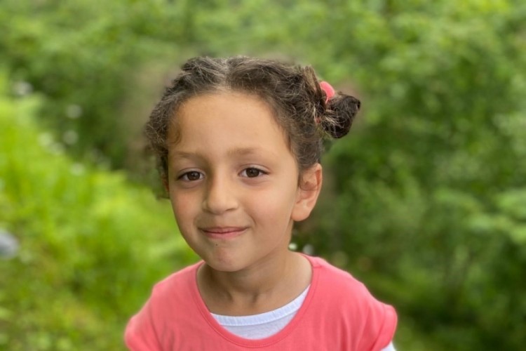 Kaldırımda y&uuml;r&uuml;rken dehşeti yaşamışlardı, yaşam m&uuml;cadelesini kaybetti