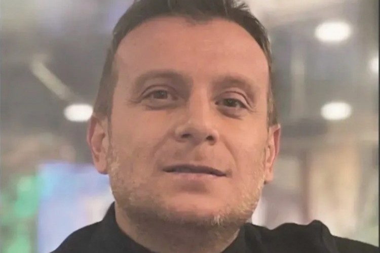 Eski arkadaşların alkol&uuml; mekandaki kavgası cinayetle sonu&ccedil;landı: 1 &ouml;l&uuml;