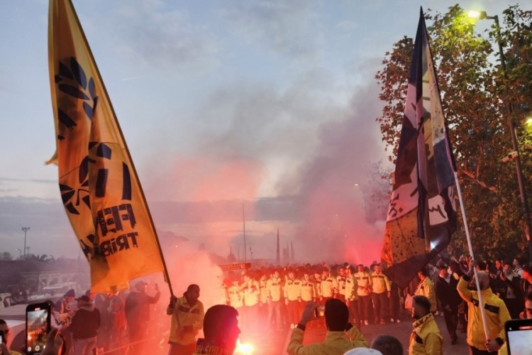 Fenerbah&ccedil;e taraftarından derbiye yoğun ilgi