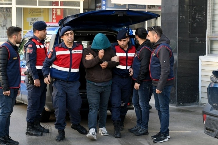 14 yıldır aranan h&uuml;k&uuml;ml&uuml; sahte kimlikle yakalandı