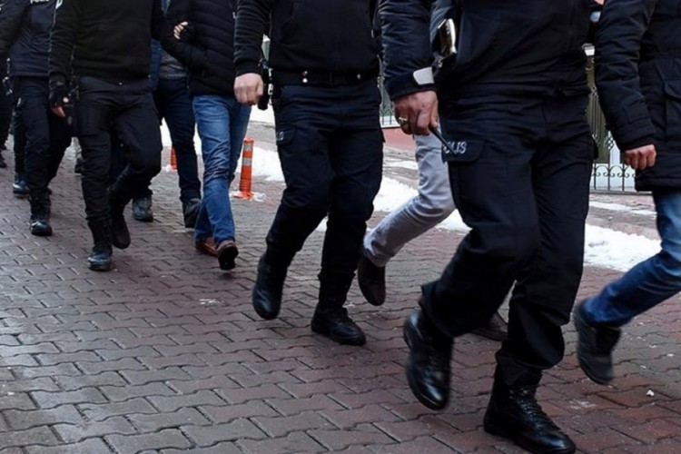 İstanbul'da 13 bin 130 firari yakalandı