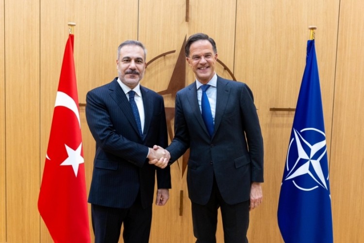 Dışişleri Bakanı Fidan, NATO Genel Sekreteri Rutte ile ...