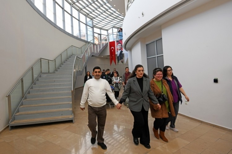 Bursa Osmangazi'de engelsiz buluşma ger&ccedil;ekleşti