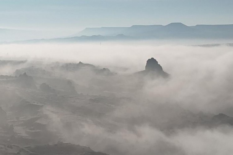 Masal dünyası değil gerçek: Kapadokya'da sis manzarası ...