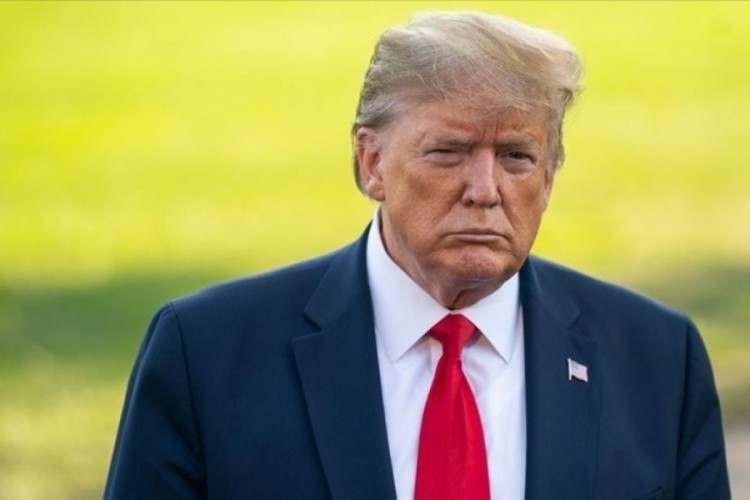 Trump'tan Venezuela'ya, "Yakında karadan da (saldırılar...