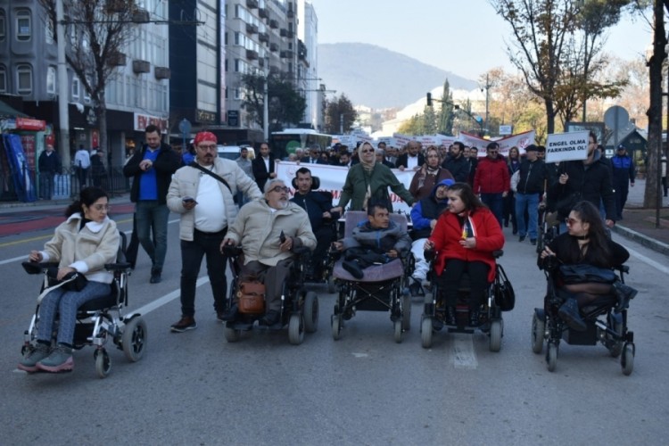 Bursa'da Engelliler G&uuml;n&uuml; dolayısıyla etkinlikler yapıldı