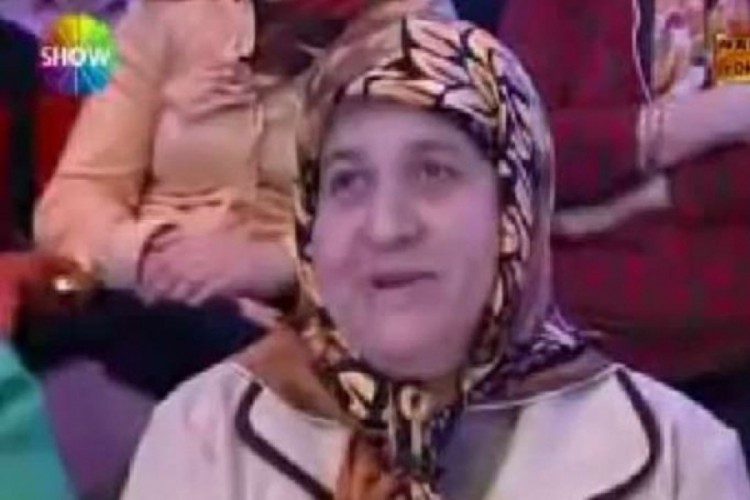 Var Mısın Yok Musun Mevlüt'ün annesi Naciye Teyze'nin s...