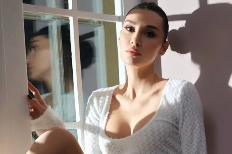 Burcu Kıratlı'dan özel hayat açıklaması: "Aşk iyileştirir"