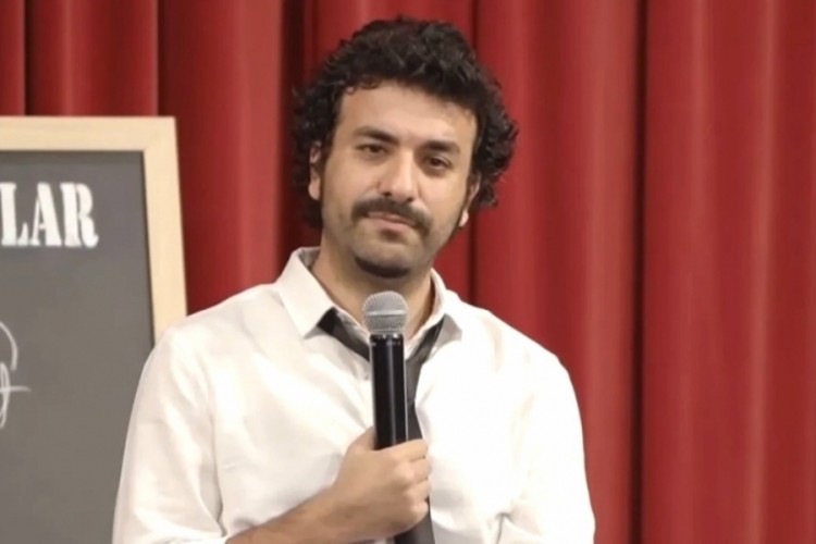 Hasan Can Kaya'nın sinirini bozan an: Taksicinin turist...