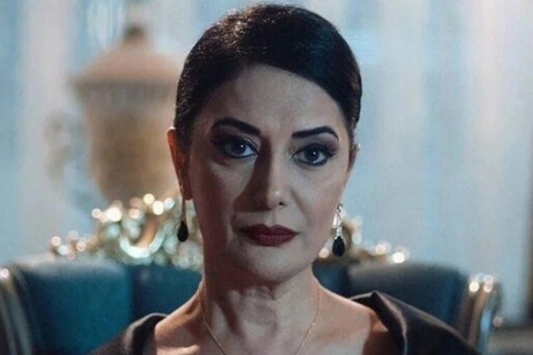 Ünlü oyuncu Veda Yurtsever'den dolandırıcılık uyarısı