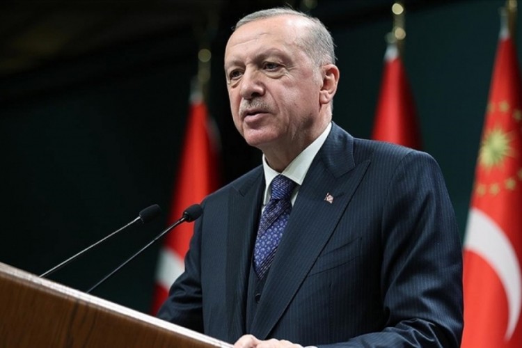 Cumhurbaşkanı Erdoğan: "Başarılarımızın gerisindeki ana unsur, insana atfettiğimiz değerdir"