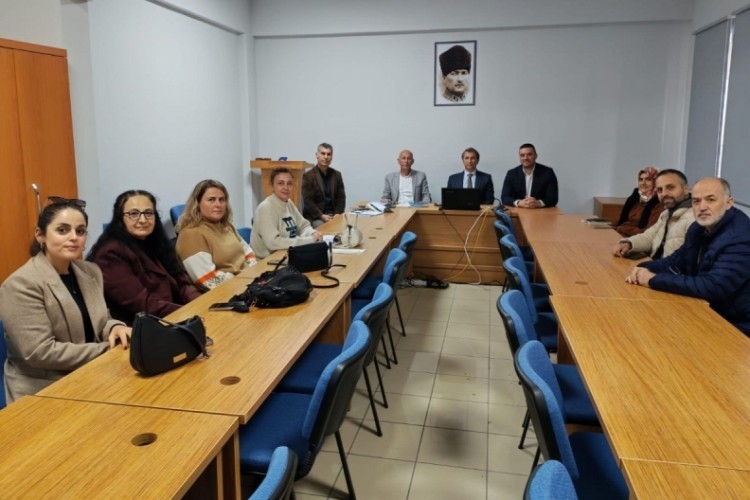 Orhangazi'de ''Türkiye Yüzyılı Maarif Modeli'' çalıştay...