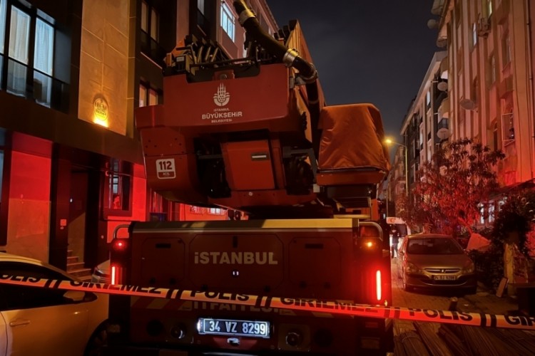 6 katlı binada patlama! Çok sayıda ekip sevk edildi...