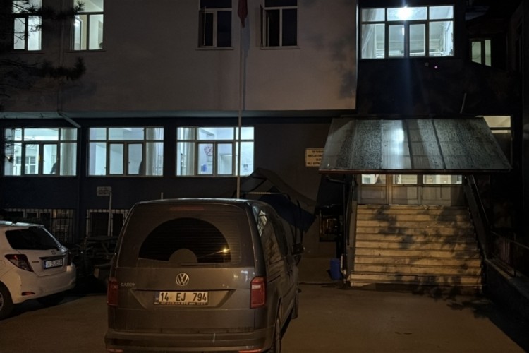 Lise öğrencisinin kendisini yanlışlıkla yaraladığı orta...