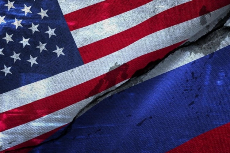 ABD, Lukoil'in Rusya dışındaki benzin istasyonlarına ge...