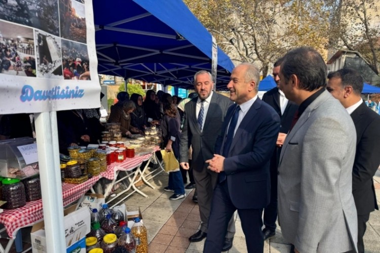 Bursa Orhangazi'de M&uuml;ft&uuml;l&uuml;k tarafından Gazze yararına kermes d&uuml;zenlendi!